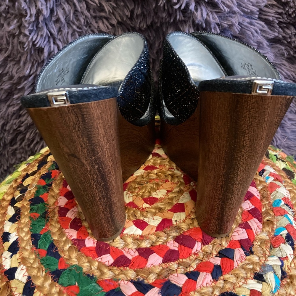Denim Sparkly Guess wedges - Picture 5 of 6